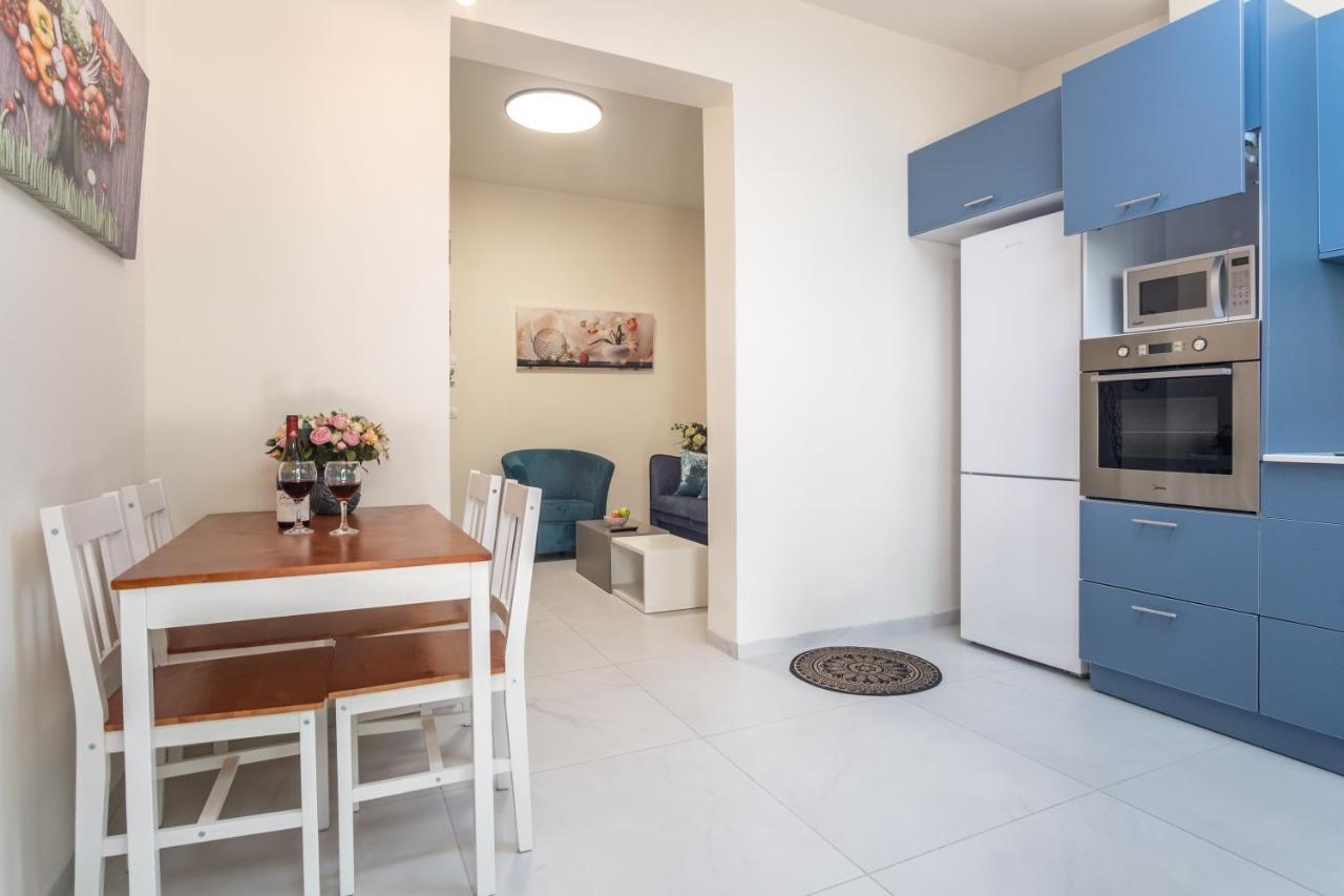 Port City Haifa - Luxury Apartments 50 Mtrs From The Beach エクステリア 写真