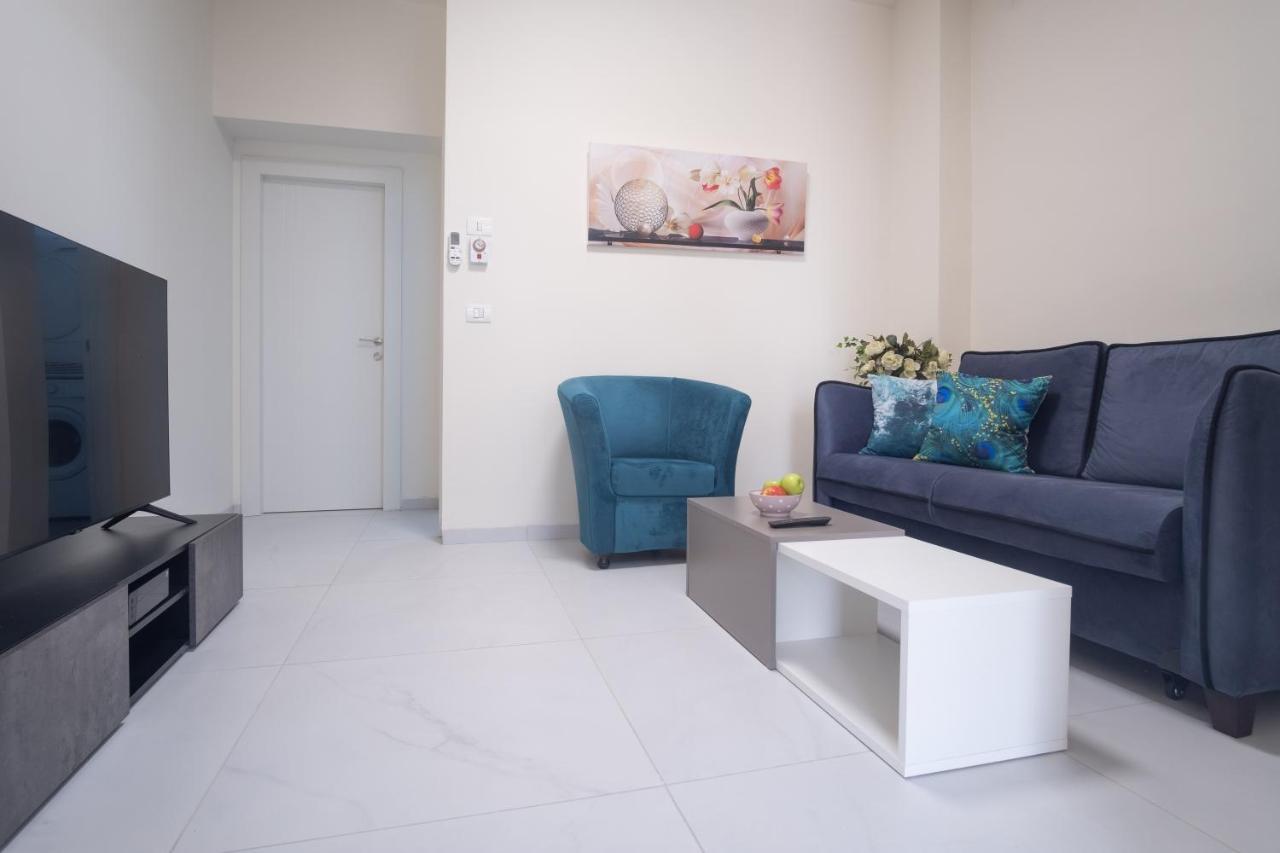 Port City Haifa - Luxury Apartments 50 Mtrs From The Beach エクステリア 写真